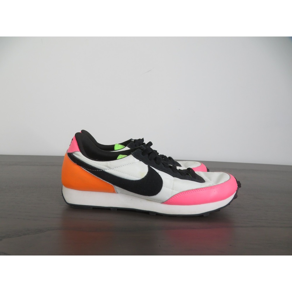 Nike DayBreak Womens 8.5 White Pink Orange Waffle Running Sneakers DJ5996-100
